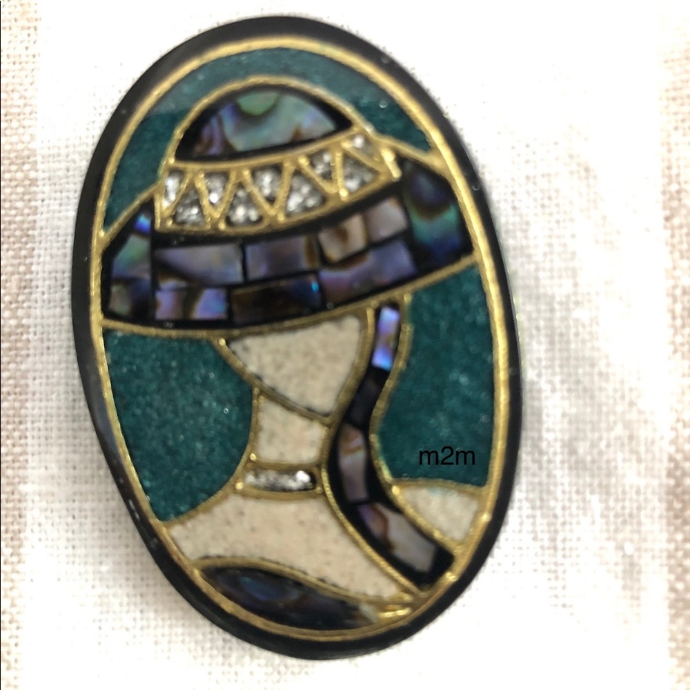 Elegant lady Brooch pin made with resin and sustainably sourced Abalone